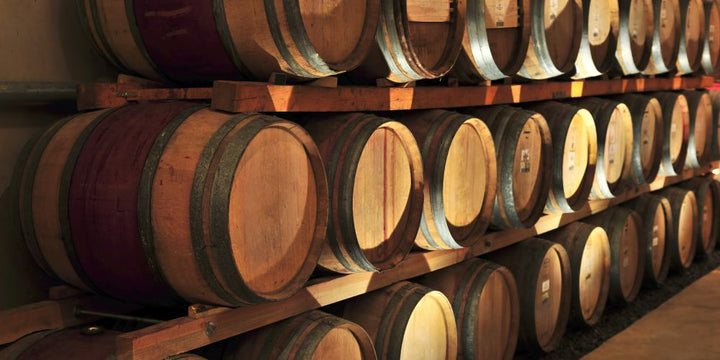 The Influence of Oak: Exploring the Impact of Oak Aging on Wine