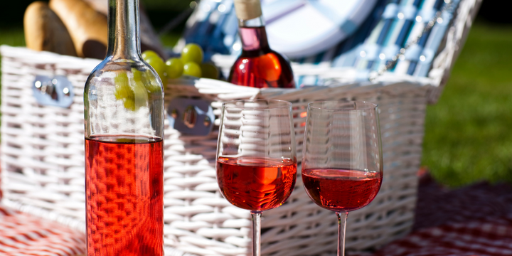 5 Accessories You Need To Upgrade Your Next Picnic